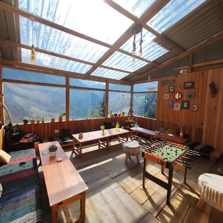 Freebird Nest Jibhi Hotel ภายนอก รูปภาพ