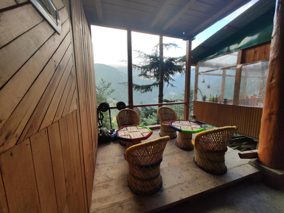 Freebird Nest Jibhi Hotel ภายนอก รูปภาพ