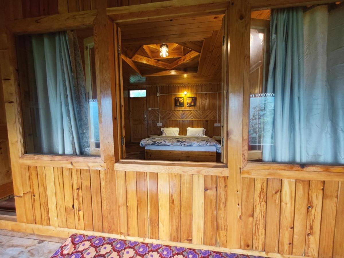 Freebird Nest Jibhi Hotel ภายนอก รูปภาพ