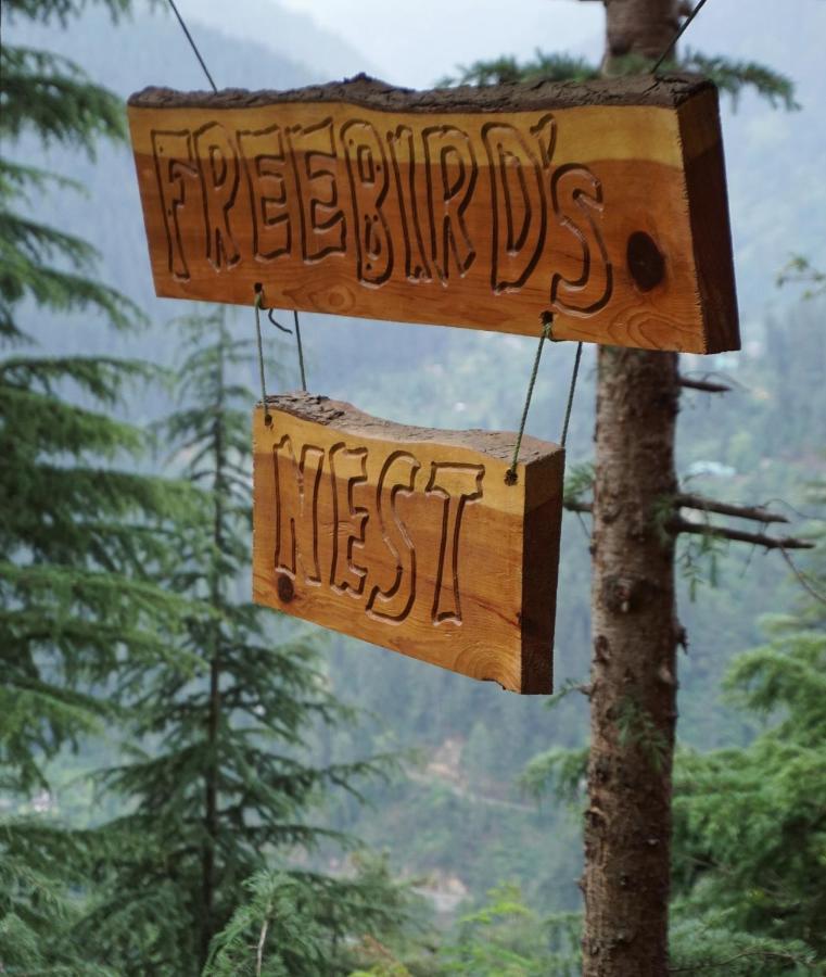 Freebird Nest Jibhi Hotel ภายนอก รูปภาพ